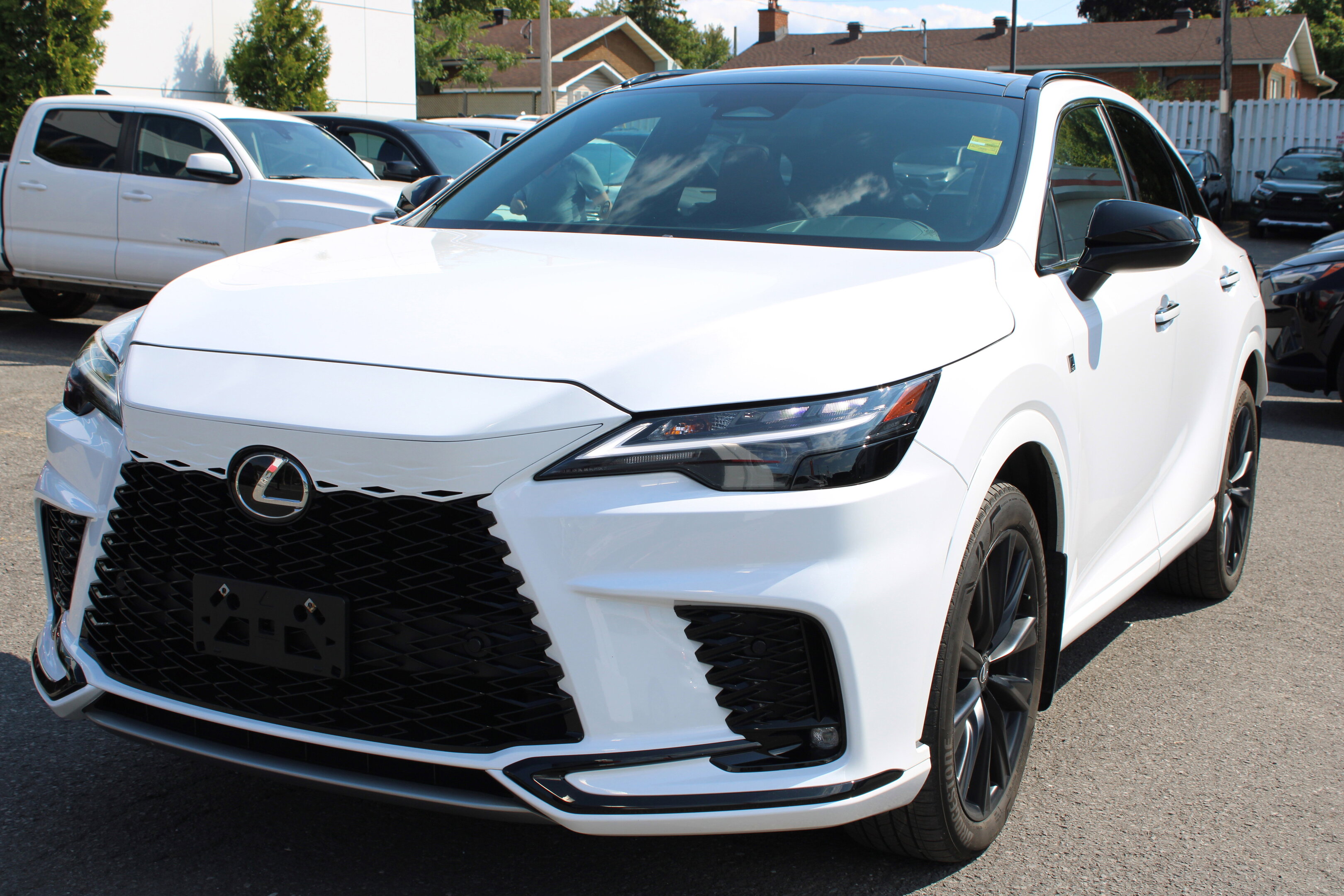 Lexus RX 2023