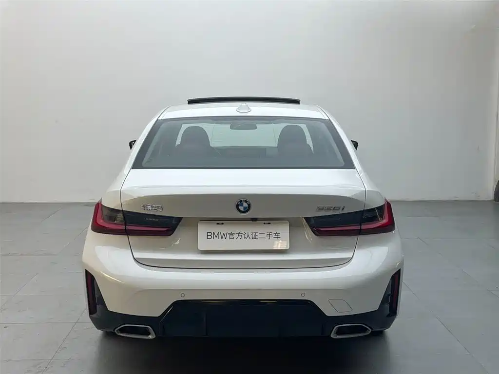 BMW 3 серии 2025