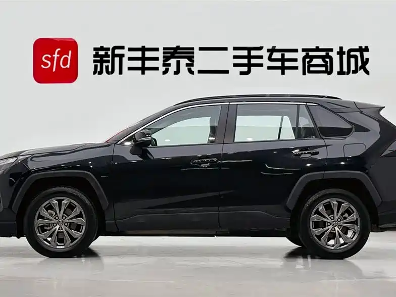 Toyota RAV4 2024