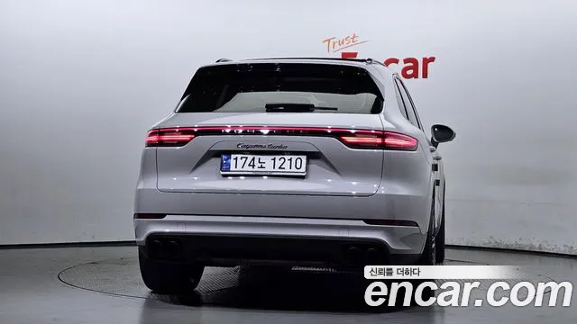 Porsche Cayenne 2020