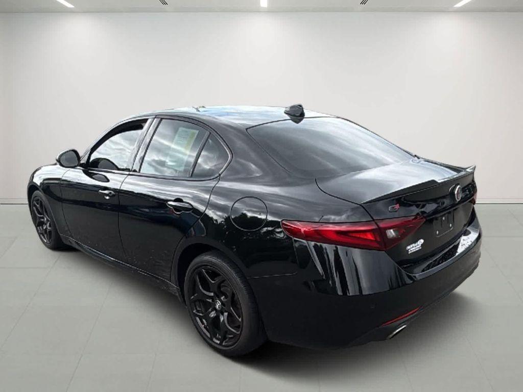 Alfa Romeo Giulia 2021