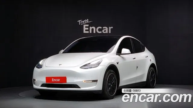 Tesla Model Y 2021