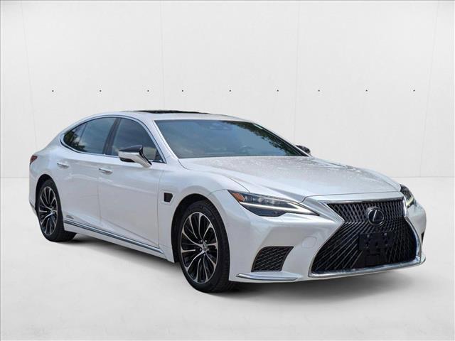 Lexus LS 2022