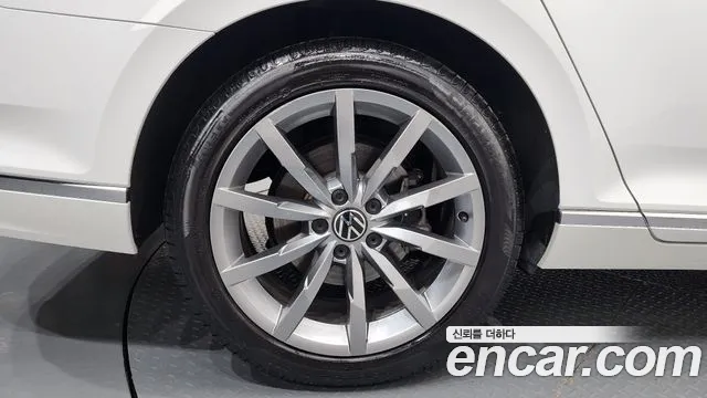 Volkswagen Passat 2021