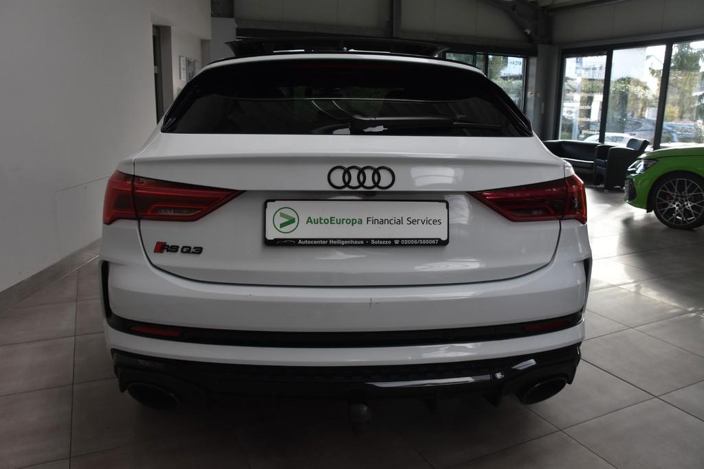 Audi RSQ3 2022