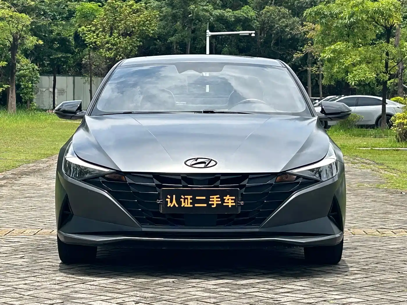 Hyundai Elantra 2023