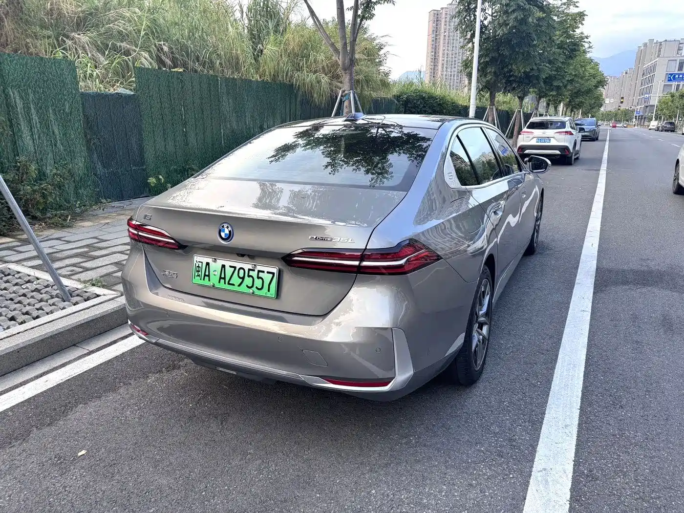 BMW i5 2024