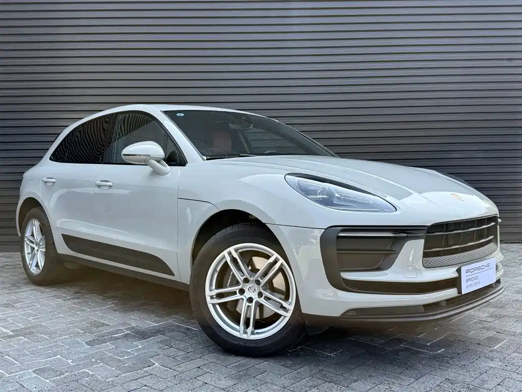 Porsche Macan 2024