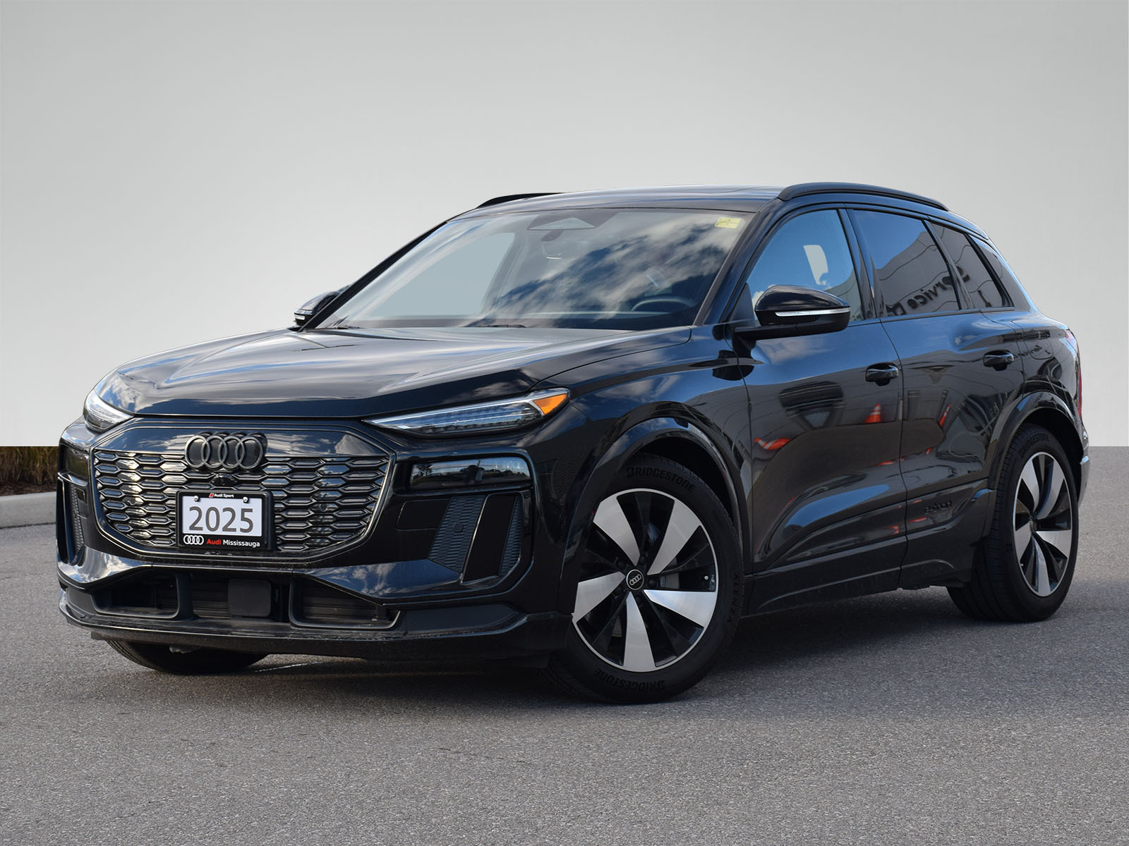 Audi Q6 e-tron 2025