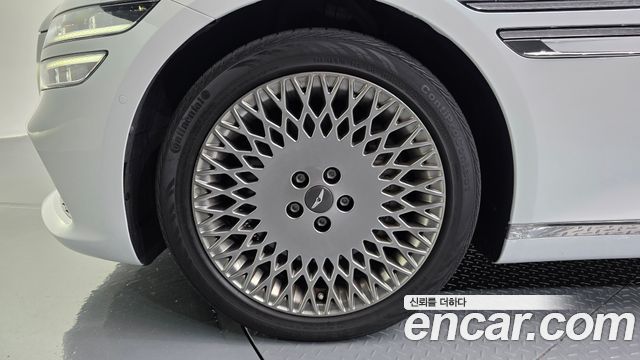 Genesis G80 2023