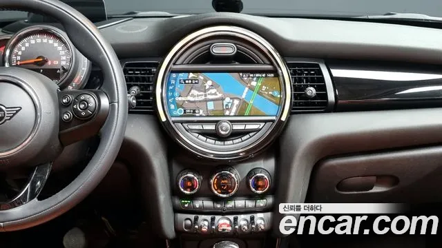 Mini COOPER 2020
