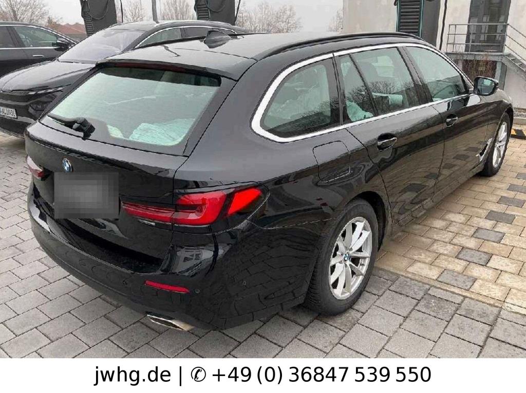 BMW 520 2022