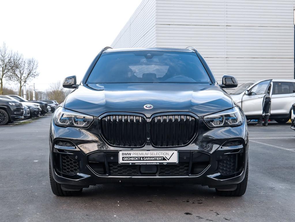 BMW X5 M50 2023