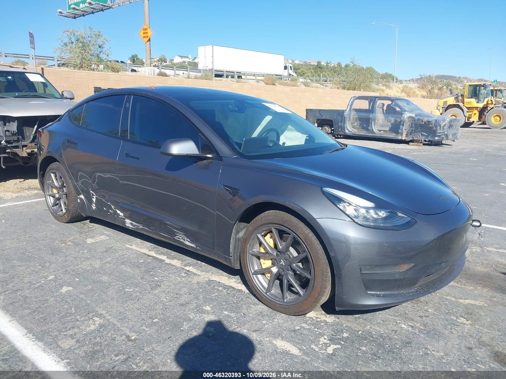 Tesla Model 3 2022