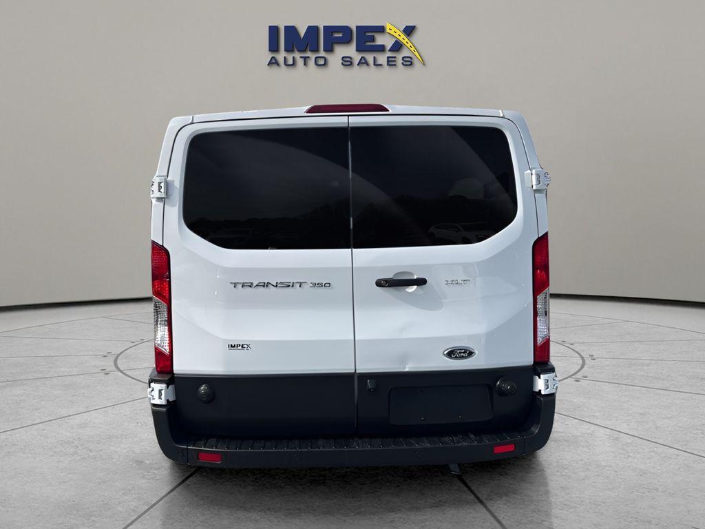 Ford Transit 2024