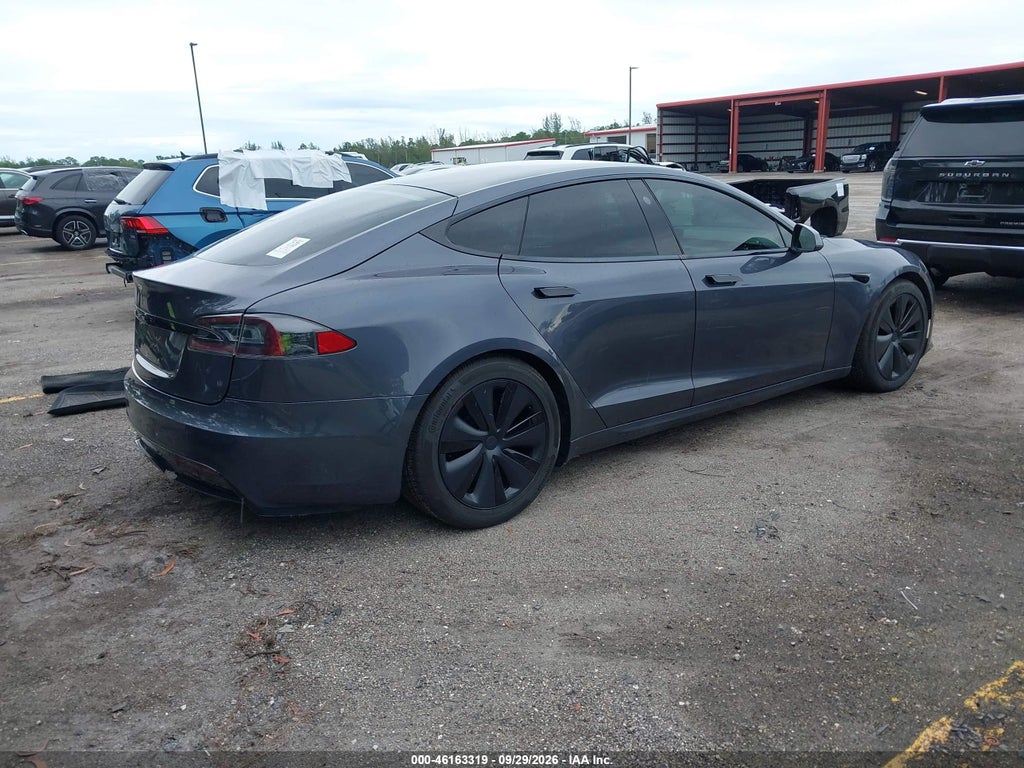 Tesla Model S 2021