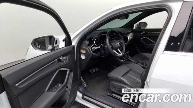 Audi Q3 2023