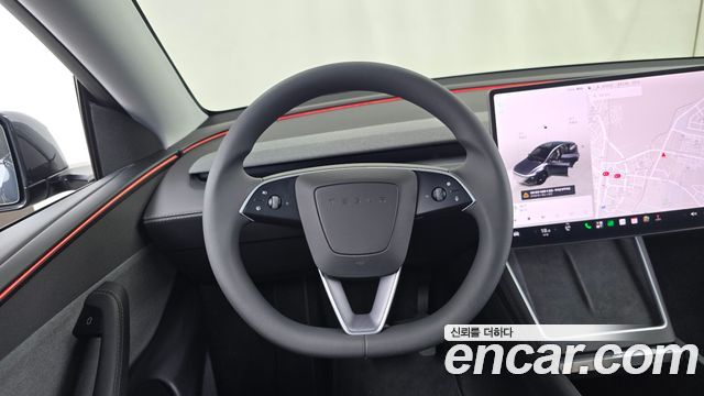 Tesla Model Y 2025