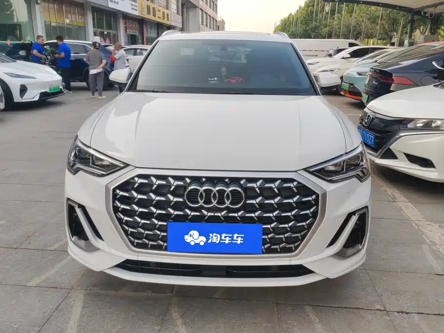 Audi Q3 2025
