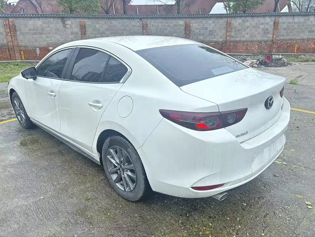 Mazda 3 2021