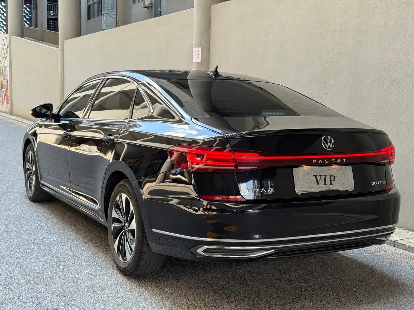 Volkswagen Passat 2023