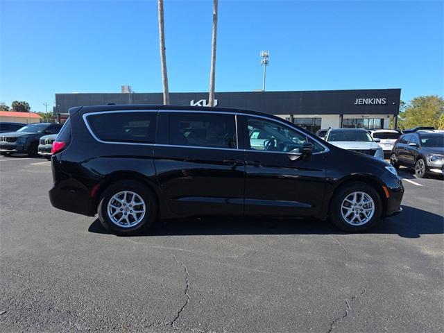 Chrysler Pacifica 2024