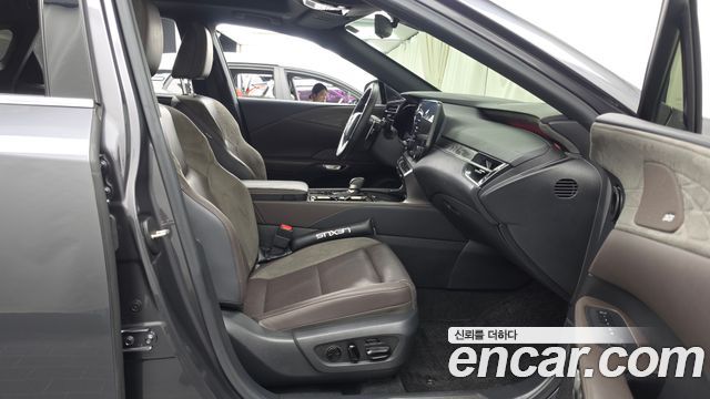 Lexus RX 2023