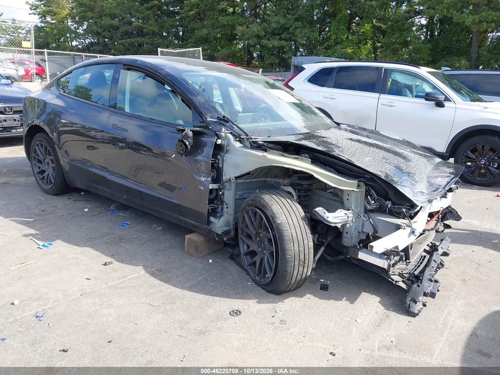 Tesla Model 3 2025