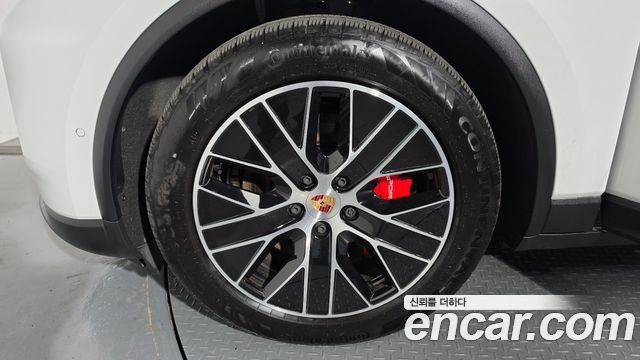 Porsche Macan 2025