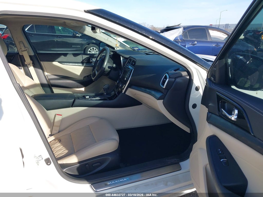 Nissan Maxima 2023