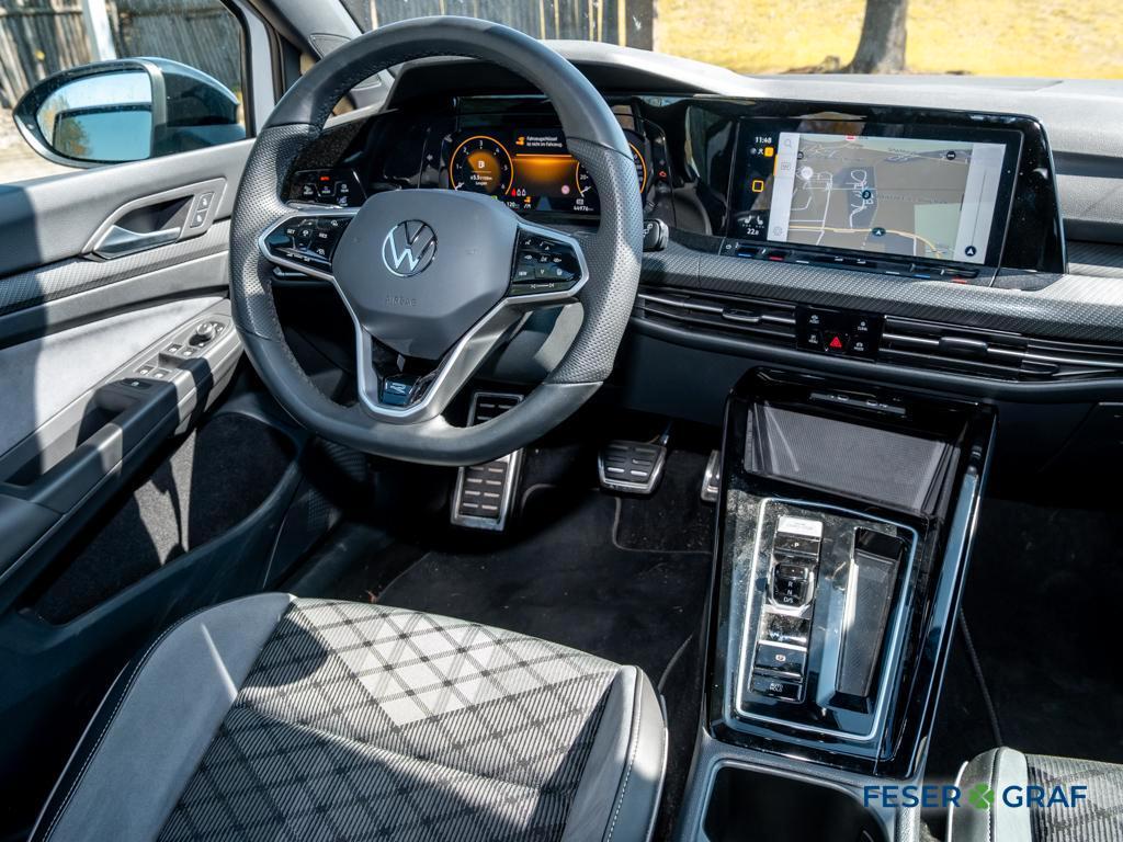 Volkswagen Golf 2024