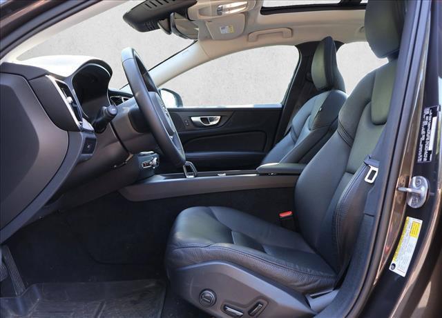 Volvo S60 2024