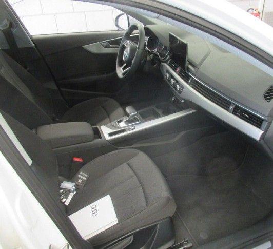 Audi A4 2023