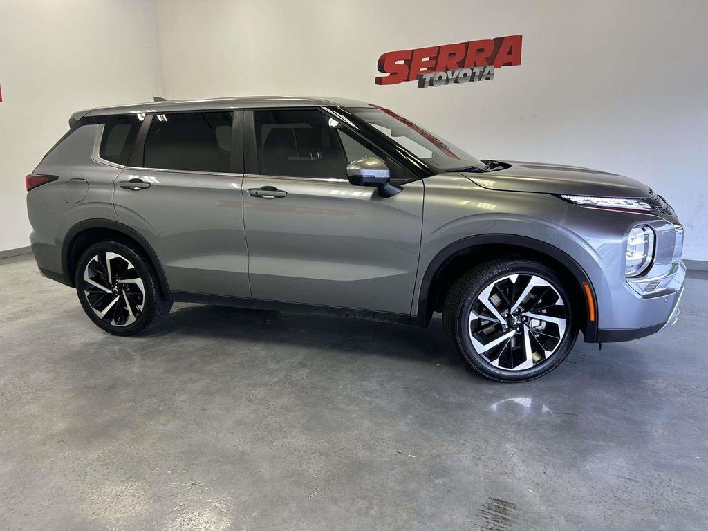 Mitsubishi Outlander 2023