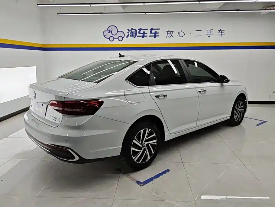 Volkswagen Lavida 2024