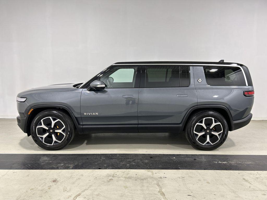 Rivian R1S 2024