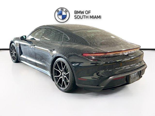 Porsche Taycan 2023