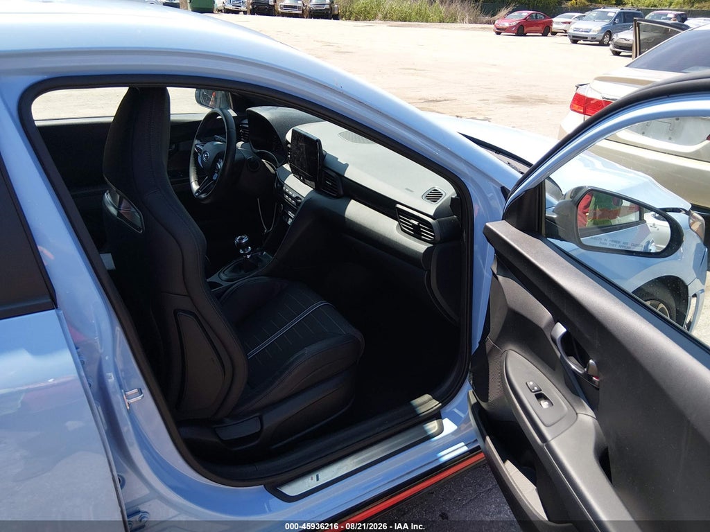 Hyundai Veloster 2022