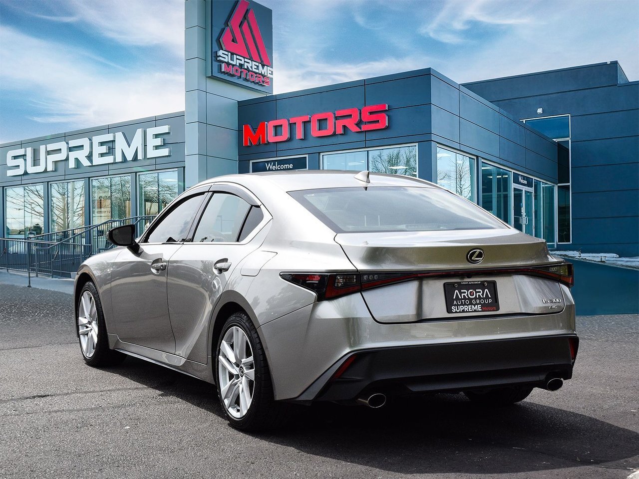Lexus IS 2023