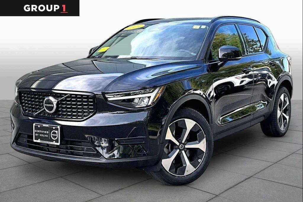 Volvo XC40 2024
