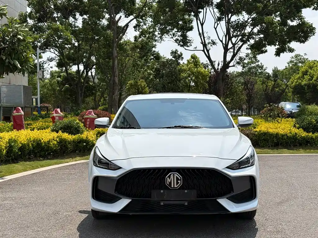 MG MG5 2022