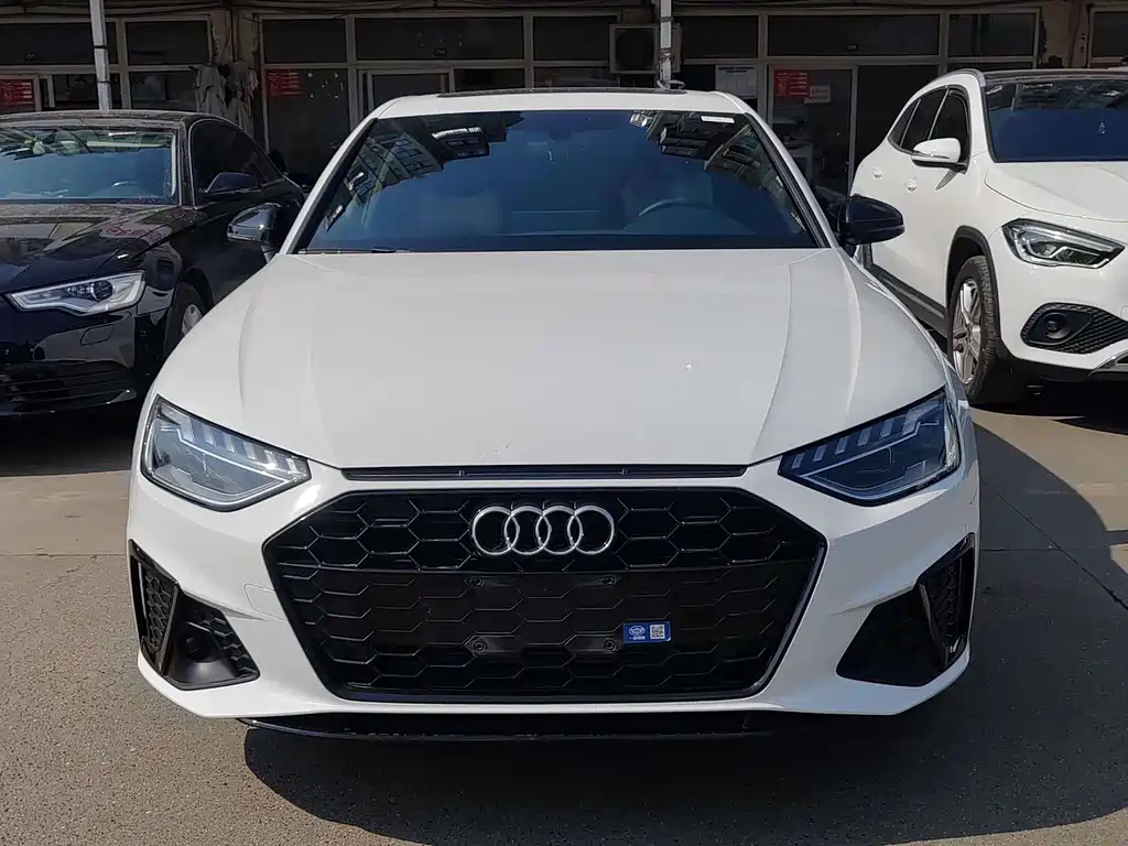 Audi A4 2023