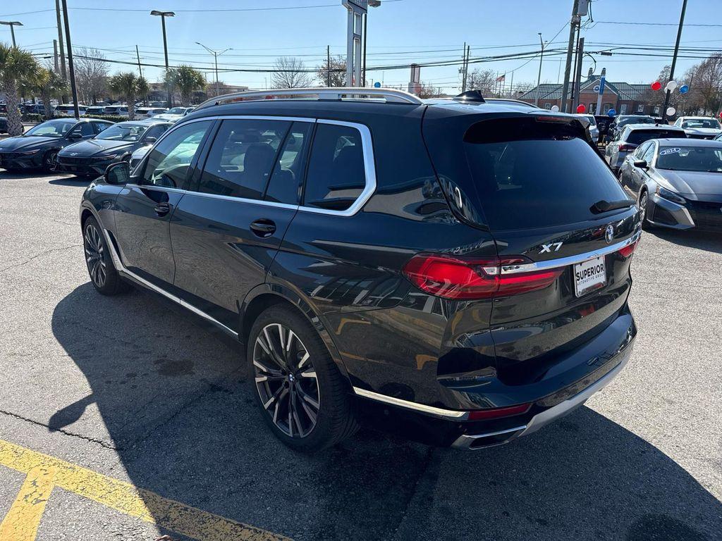 BMW X7 2022