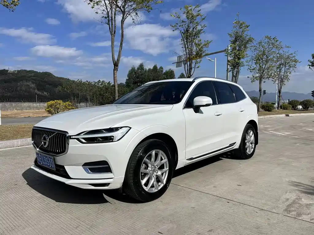 Volvo XC60 2021