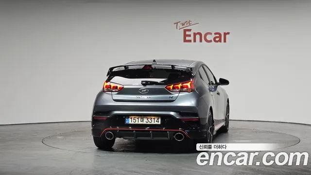 Hyundai Veloster 2021