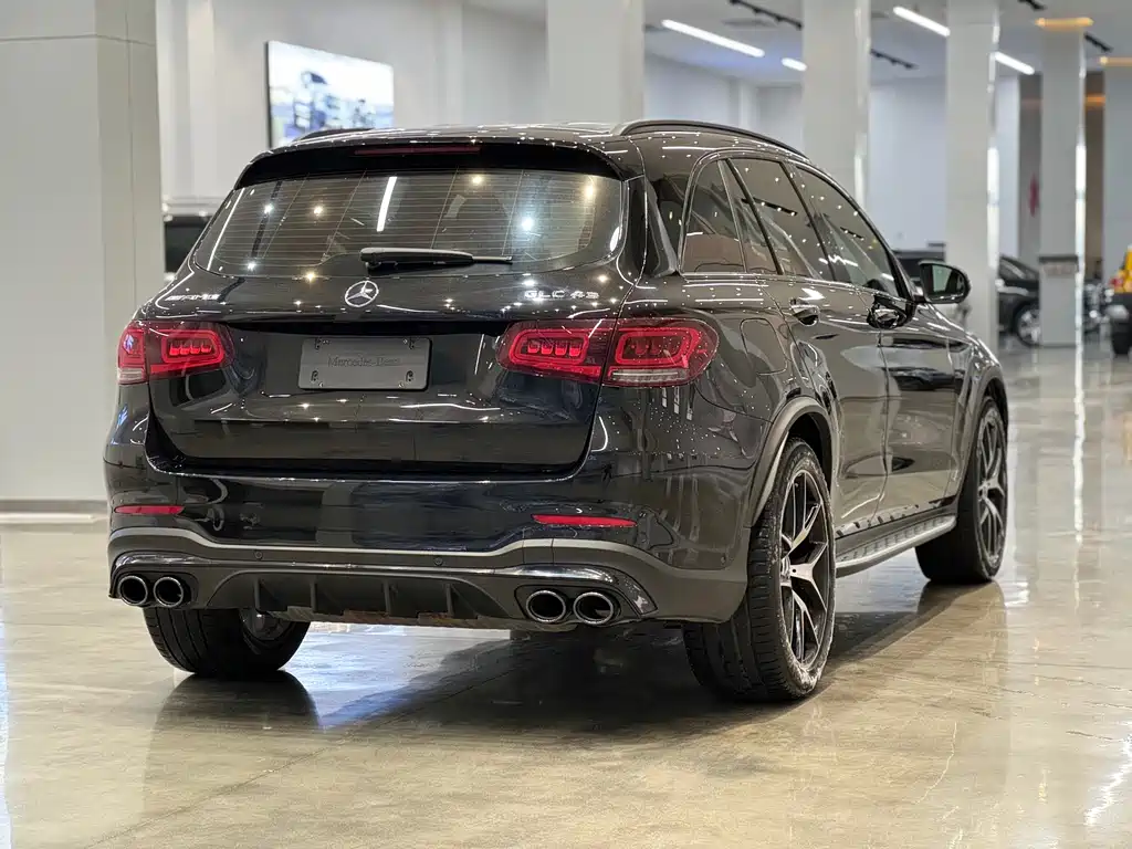 Mercedes-Benz GLC AMG 2022