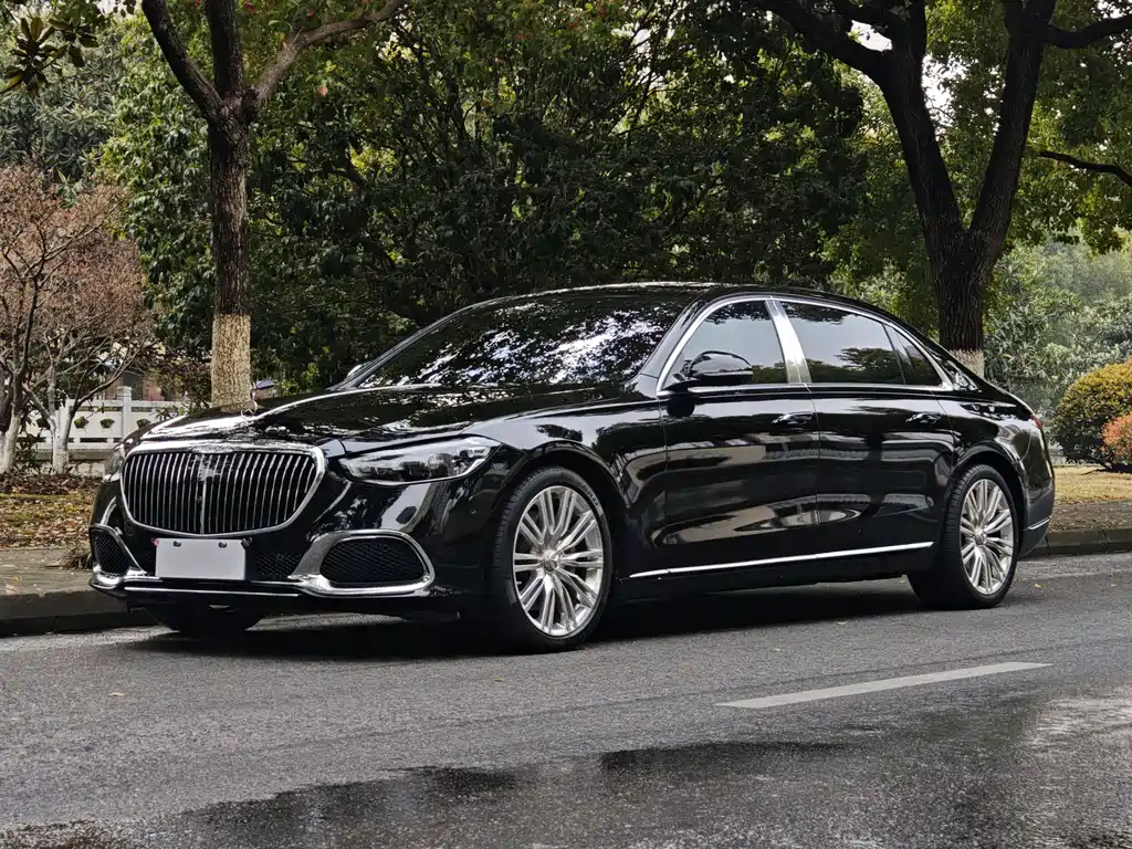 Mercedes-Benz Maybach S-Класс 2022