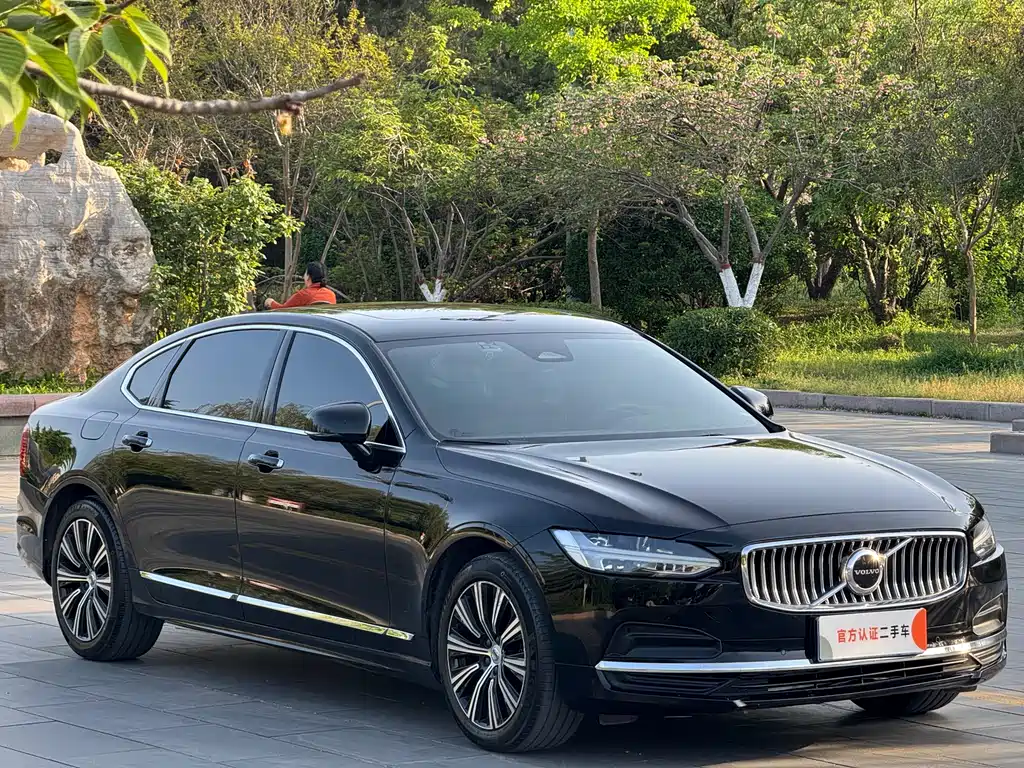 Volvo S90 2022