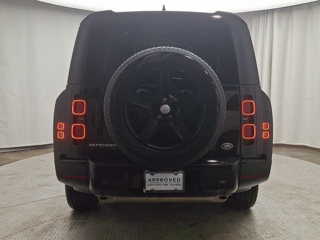 Land Rover Defender 2023