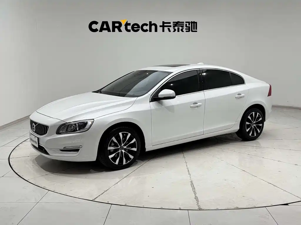 Volvo S60 2020